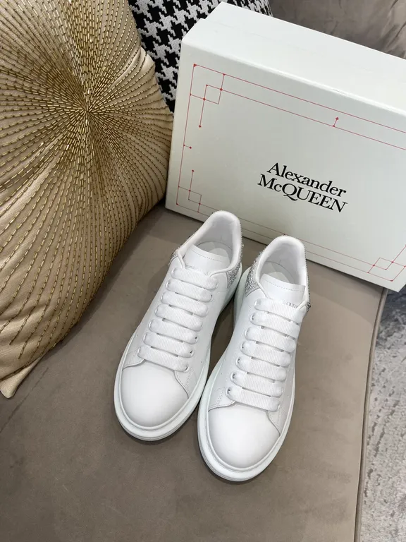 Alexander McQueen Shoe 